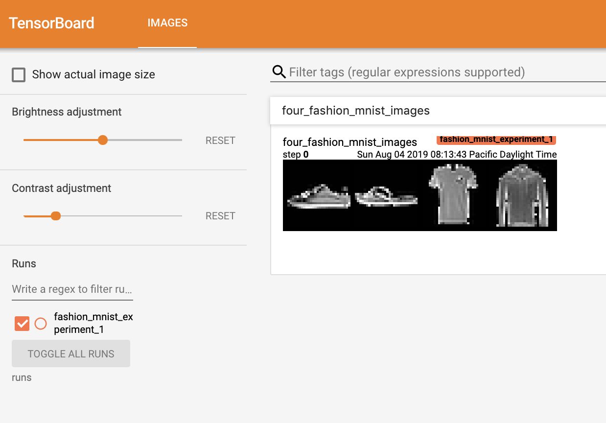 intermediate/../../_static/img/tensorboard_first_view.png